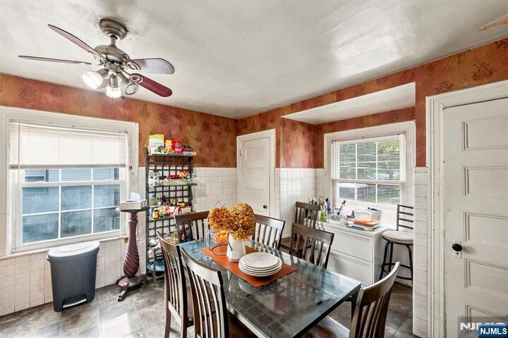 Property Photo:  44 Vanderbeck Place  NJ 07601 