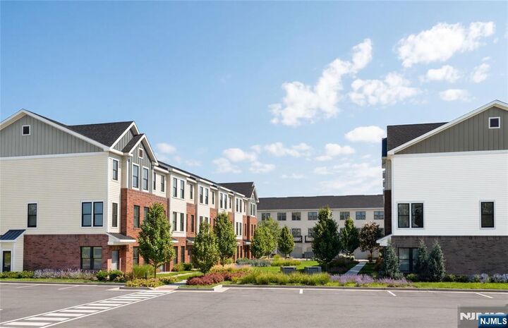 Property Photo:  300 Willow Street 301  NJ 07032 