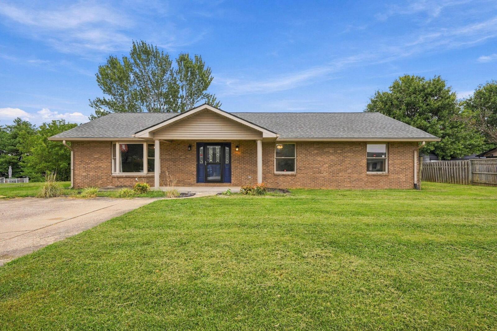 Property Photo:  15 Ellen Kay Drive  KY 41035 