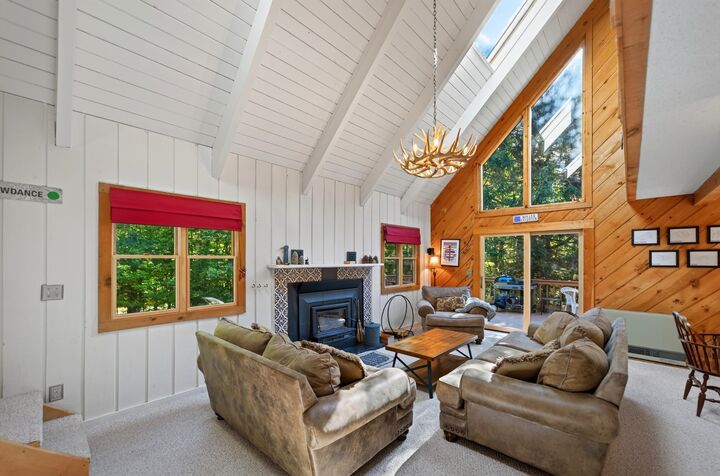 Property Photo:  43 Upper Highlands Loop  VT 05356 