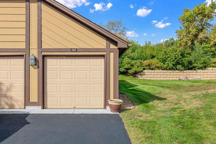 Property Photo:  5229 Balmoral Lane  MN 55437 