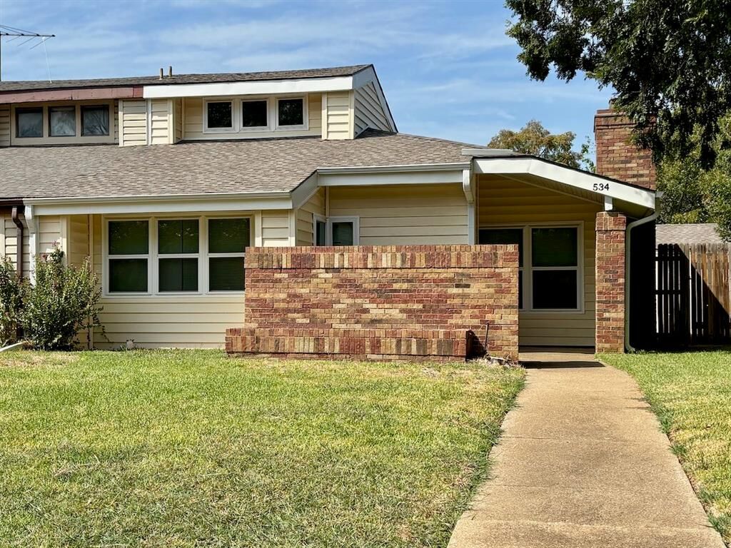 Property Photo:  534 Prairie Dell Street  TX 75067 