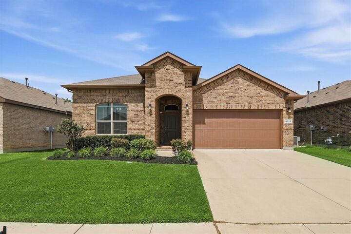 Property Photo:  4312 Lost Creek Road  TX 76210 