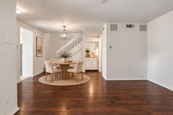 Property Photo:  5200 Martel Avenue 24A  TX 75206 