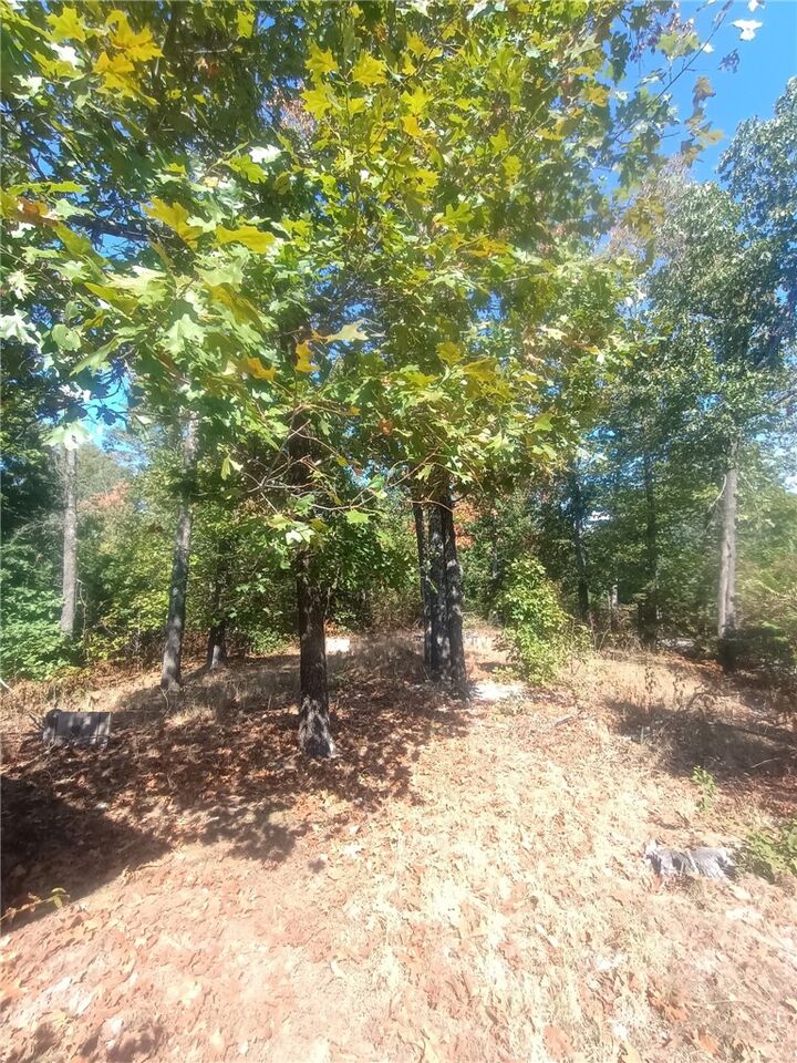 Property Photo:  44 Northampton Drive  AR 72714 