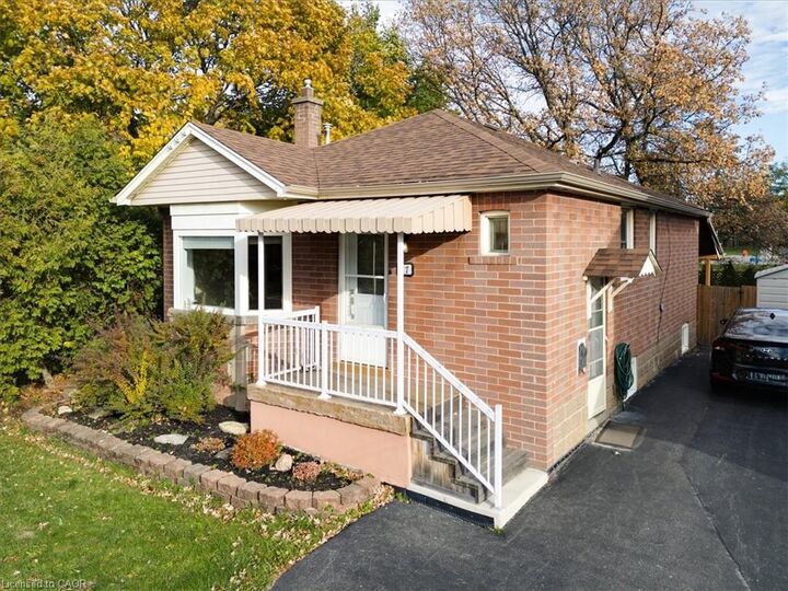 Property Photo:  47 Cloverhill Road 1  ON L9C 3L6 