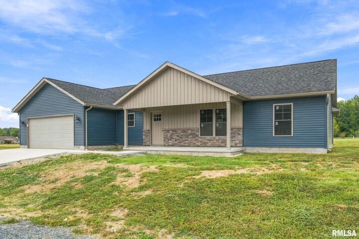 Property Photo: 658 Copper Creek Lane IL 62948