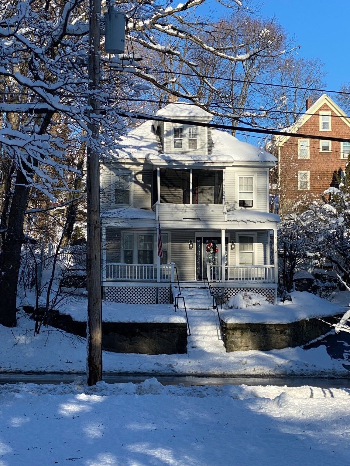 Property Photo:  416 Rogers St  MA 01852 