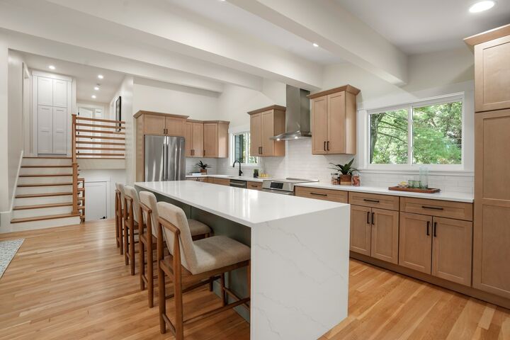 Property Photo:  225 W Plain St  MA 01778 