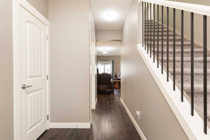 Property Photo:  149 Fairmont Boulevard S  AB T1K 7E8 