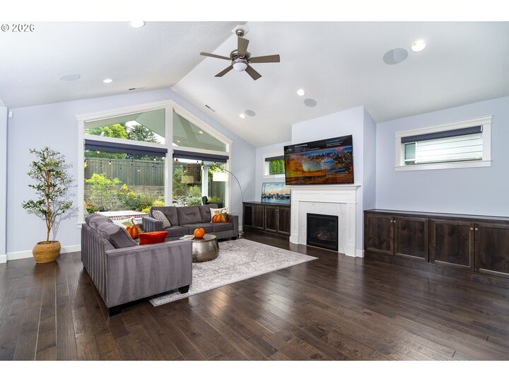 Property Photo:  5809 NE 120th St  WA 98686 