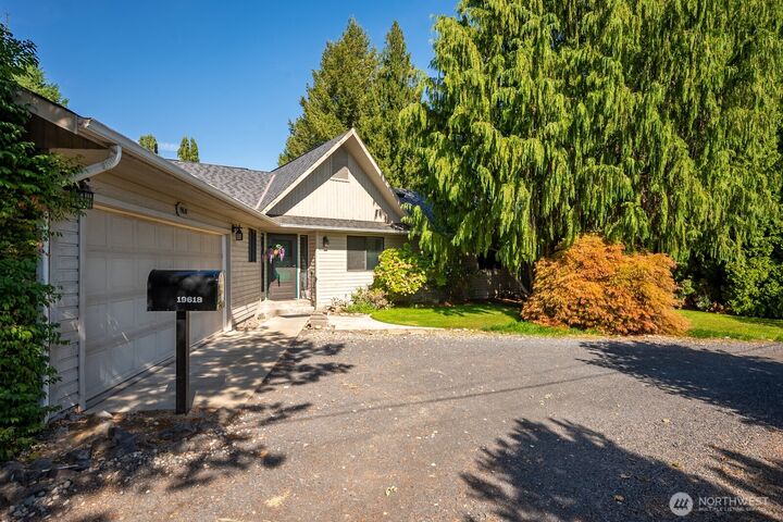 Property Photo:  19618 NW Braeburn Drive  WA 98851 