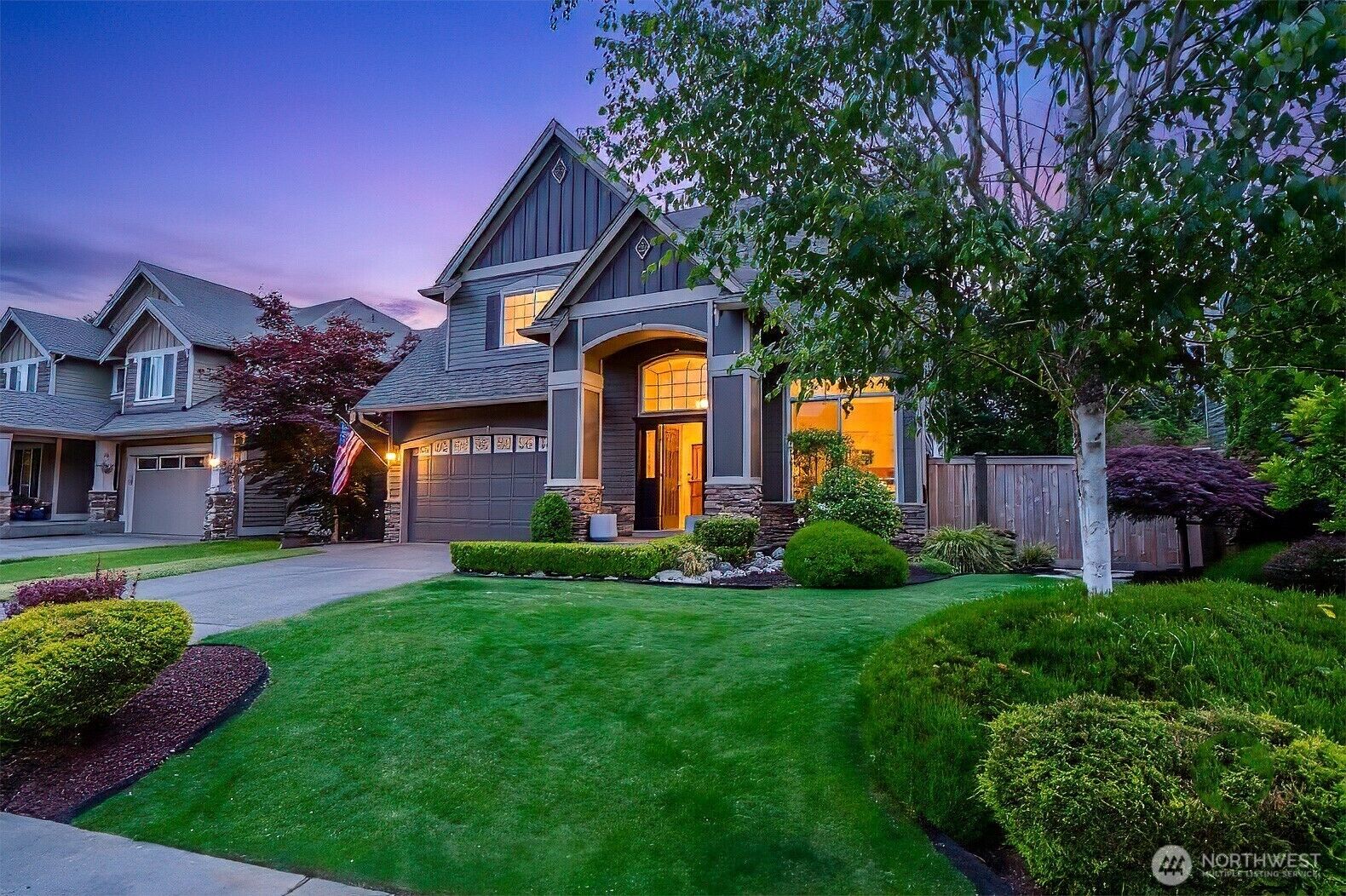 Property Photo:  23889  Fairfax Street  WA 98010 