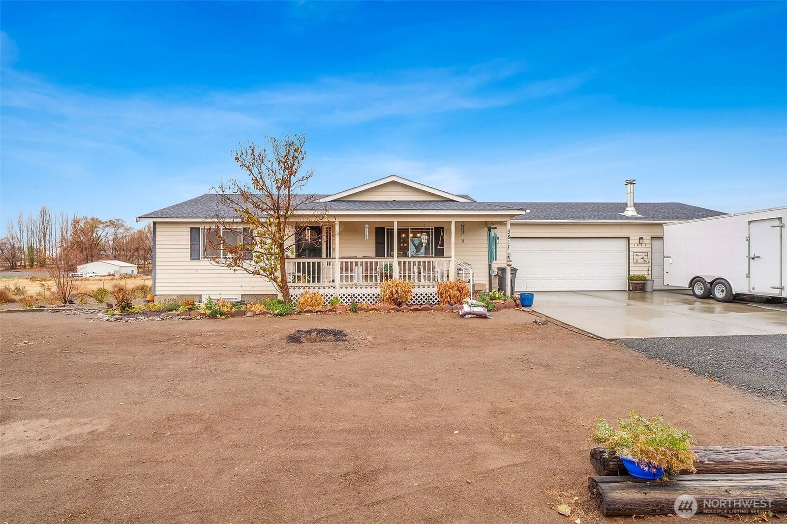 Property Photo: 3818 Thayer Road NE WA 98837