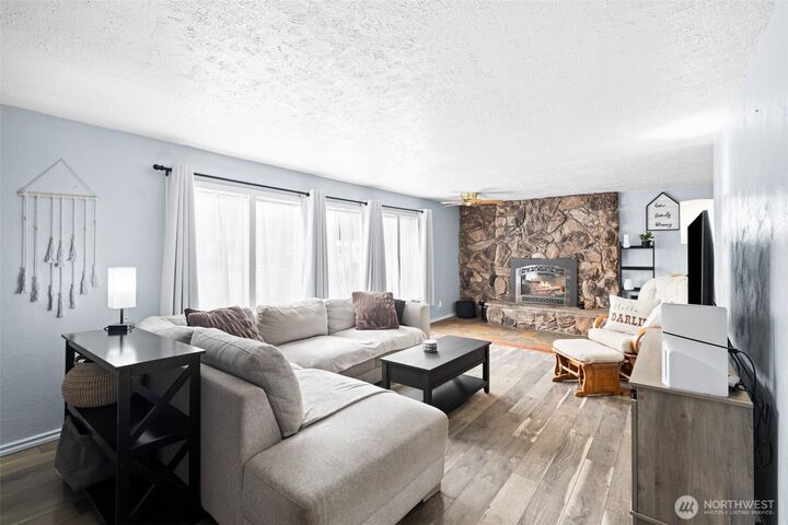 Property Photo: 514 S Washington Street WA 98362