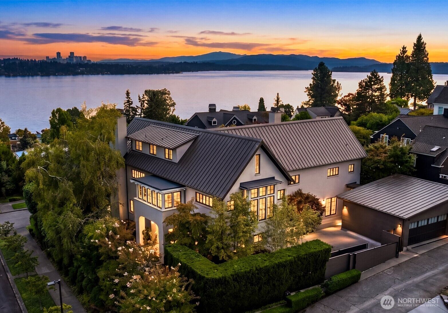 Property Photo: 3825 E Highland Drive WA 98112