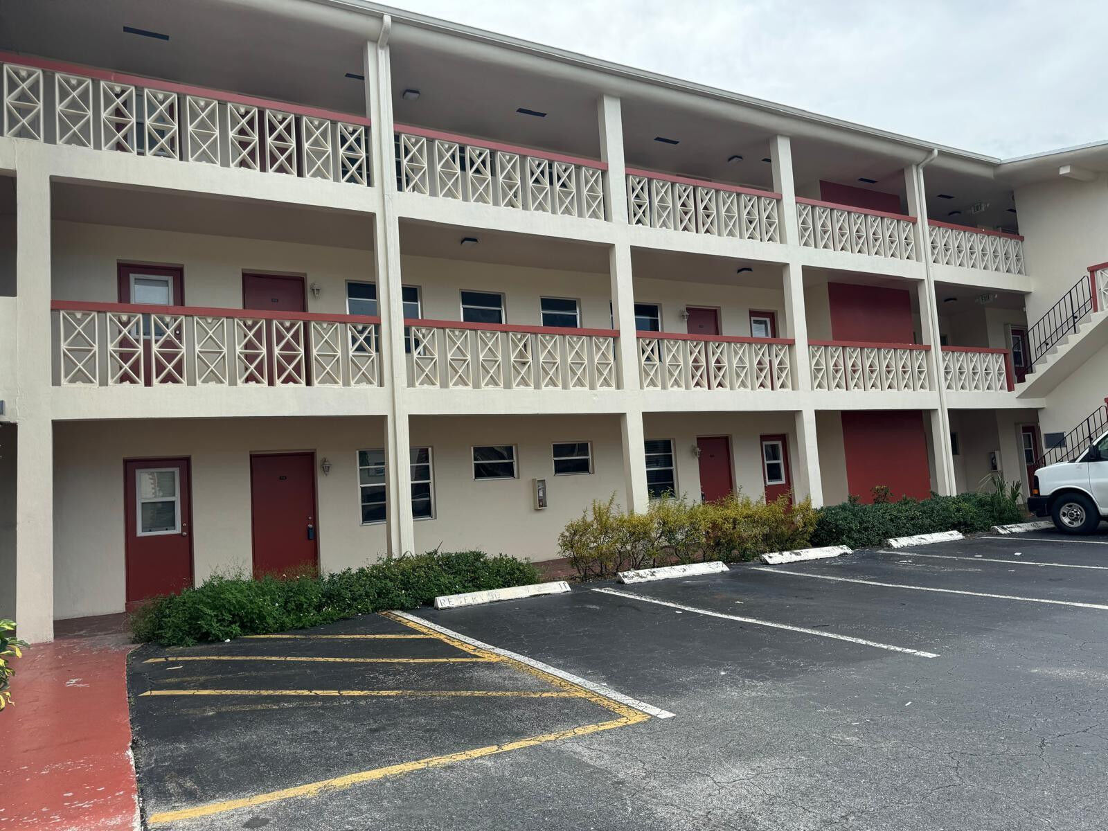 Property Photo:  4730 NW 10th Court 112  FL 33313 