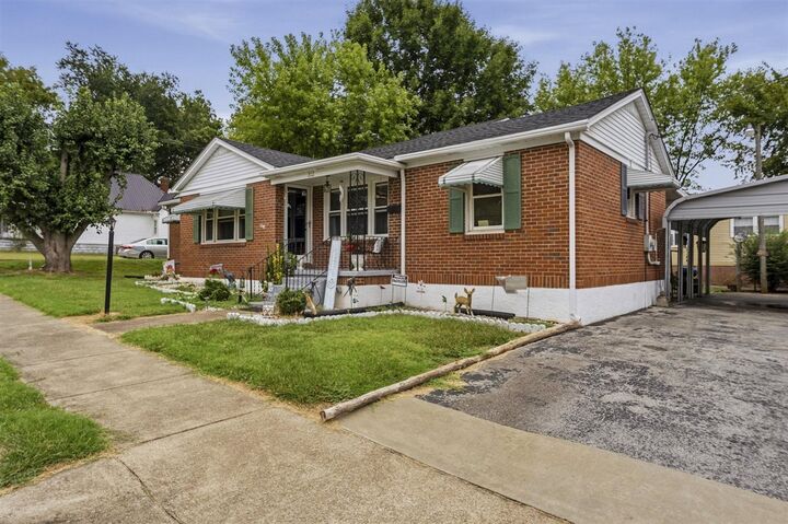 Property Photo:  202 Montague Street  KY 42134 