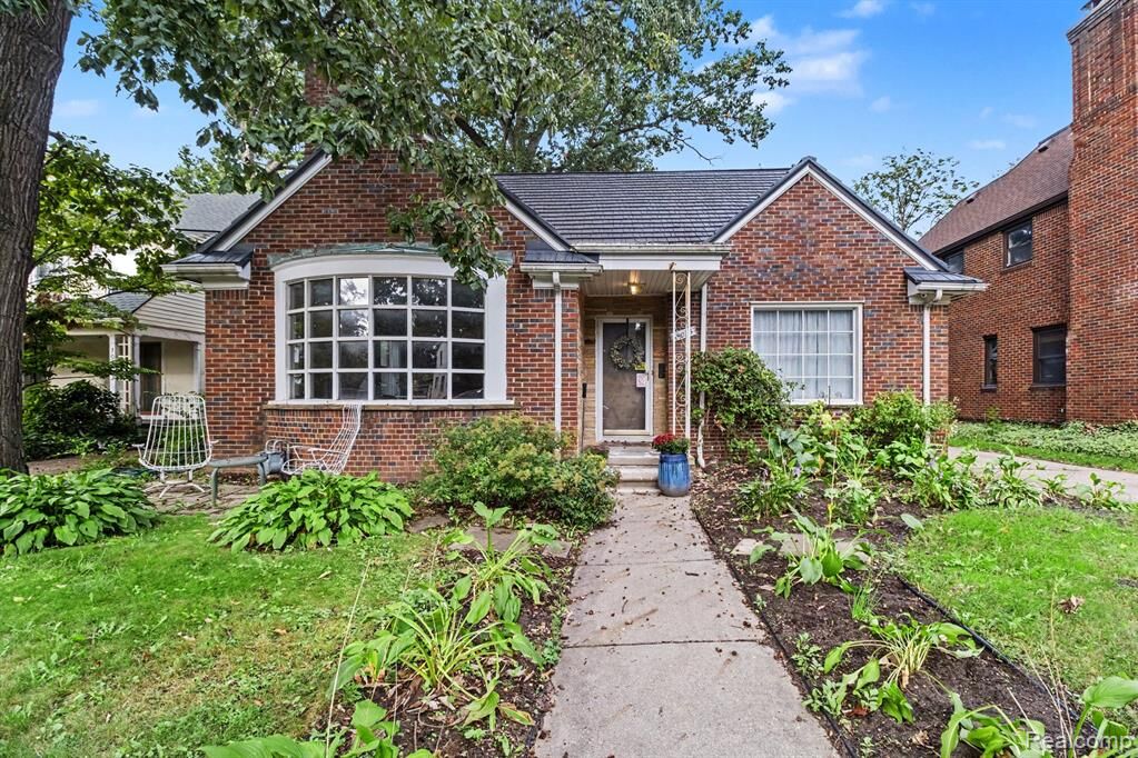 Property Photo:  19015 Muirland Street  MI 48221 