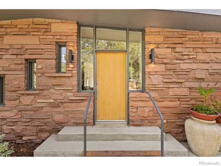 Property Photo:  2750 Vassar Drive  CO 80305 