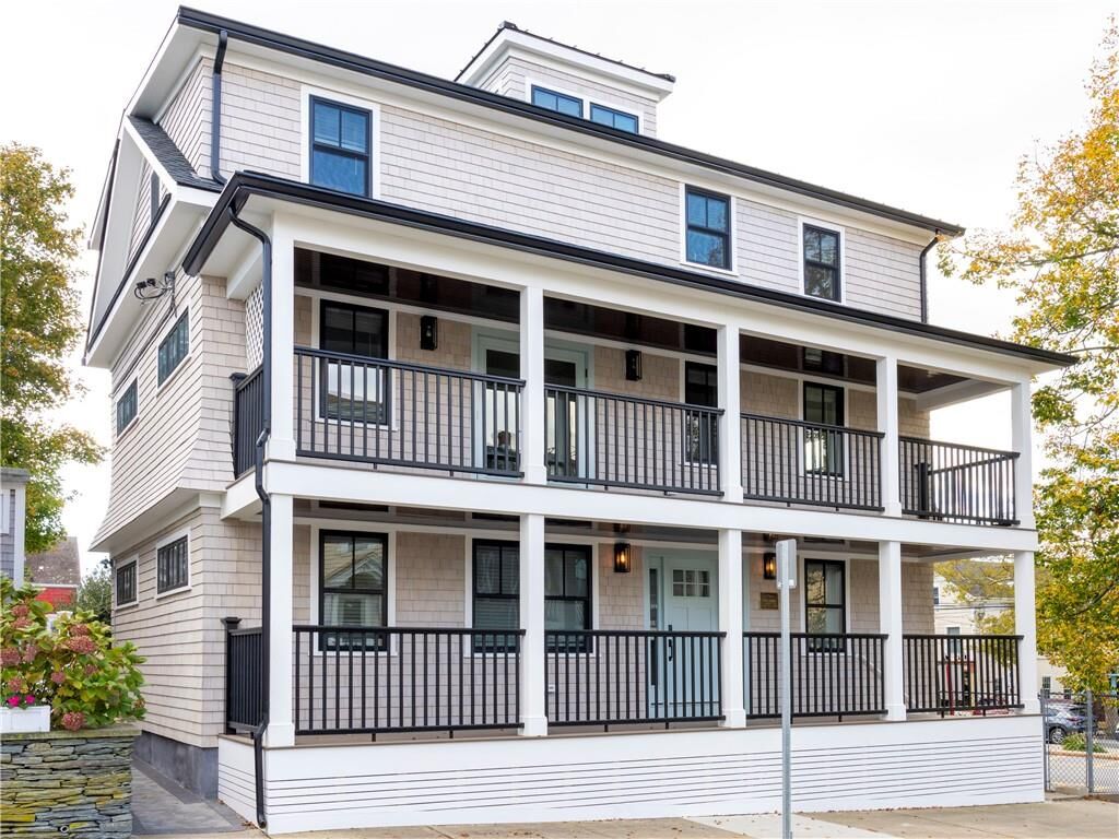 Property Photo:  7 Dearborn Street 1  RI 02840 