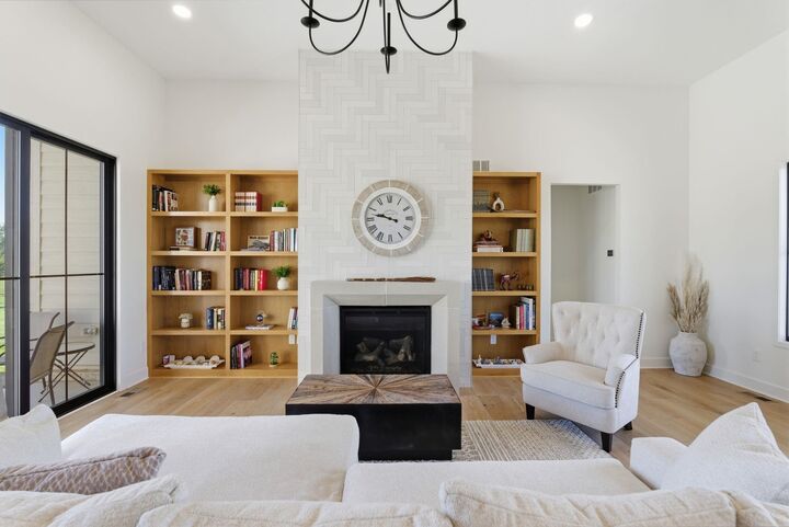 Property Photo:  200 Cedar Ranch Ct  KS 67037 