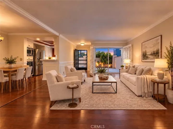 Property Photo:  21500 Califa 141  CA 91367 