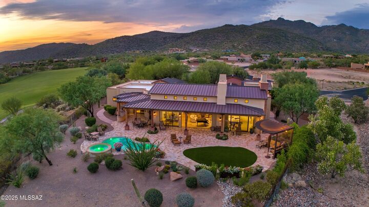 Property Photo:  6167 W Seven Saguaros Circle  AZ 85658 