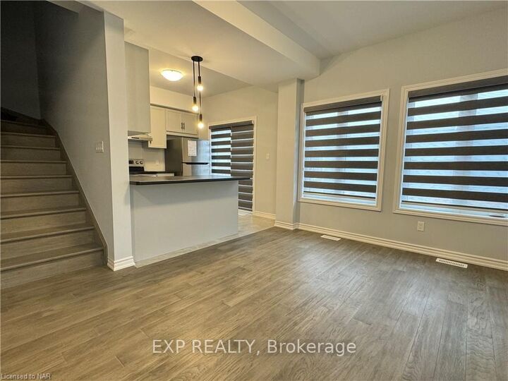 Property Photo:  3 Mann Trail 49  ON L3C 0K2 