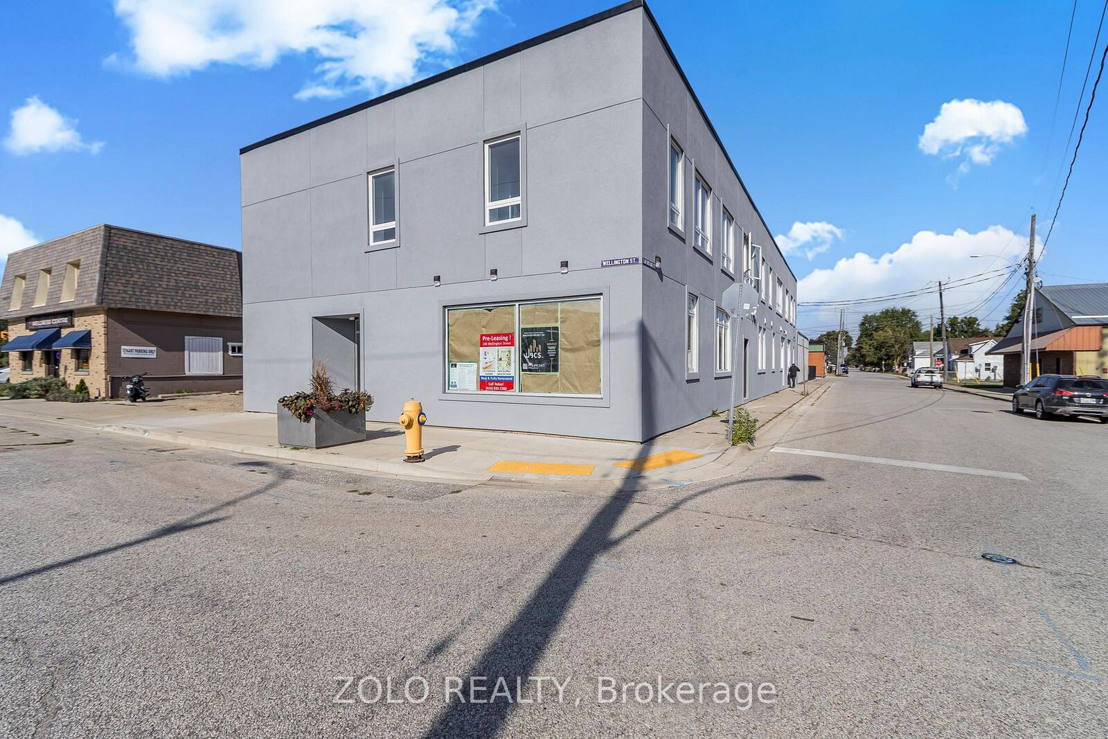 Property Photo:  206 Wellington Street Unit # 8  ON N8A 2X9 
