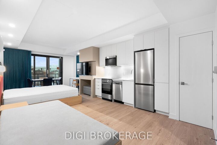 Property Photo: 1250 Cummings Avenue 422 ON K1J 0E4