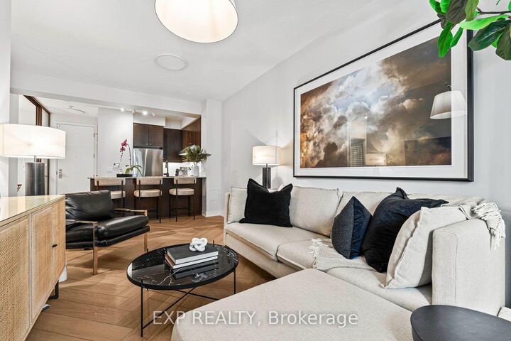Property Photo:  38 The Esplanade Avenue 604  ON M5E 1A5 
