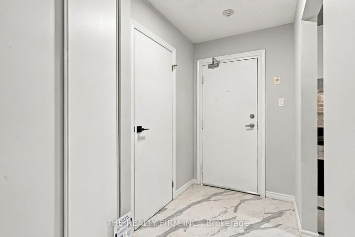 Property Photo:  144 Conway Drive 58  ON N6E 3N3 