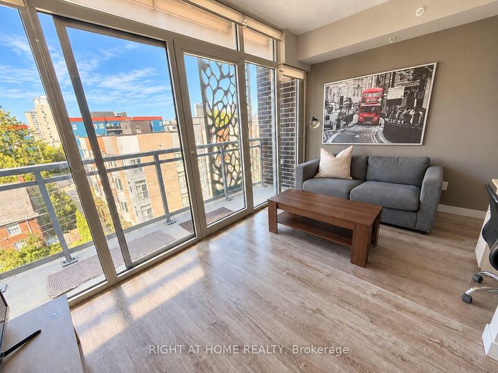 Property Photo: 250 Albert Street 713 ON N2L 0H5