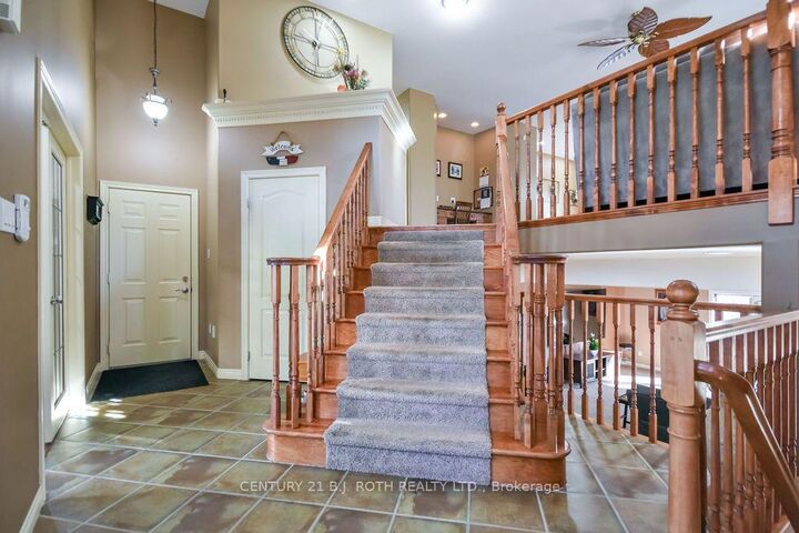 Property Photo:  21 Armeda Clow Crescent  ON L0M 1B2 
