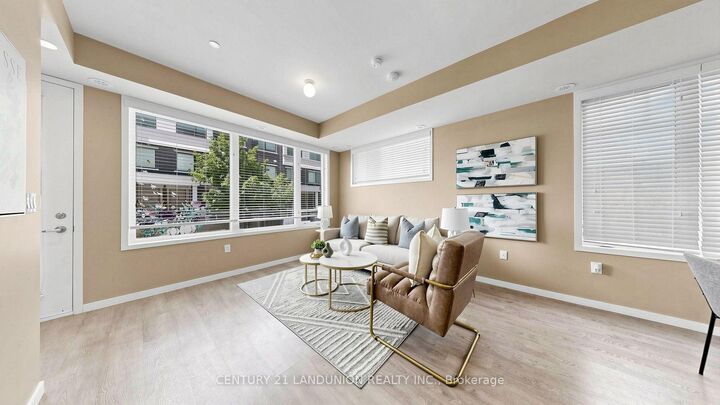 Property Photo:  600 Alex Gardner Circle 107  ON L4G 3G5 