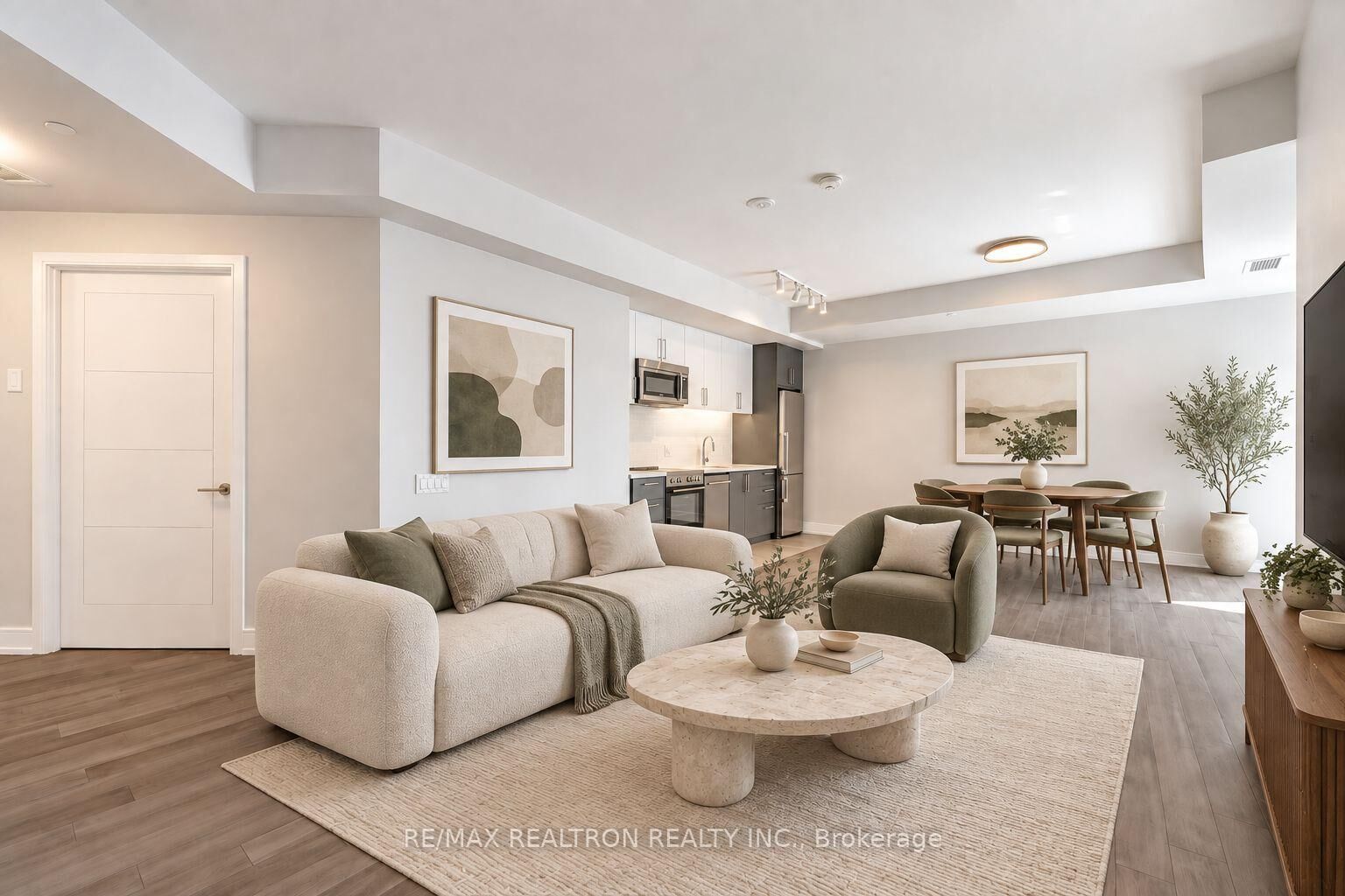 Property Photo:  2525 Bathurst Street 1001  ON M6B 2Y9 
