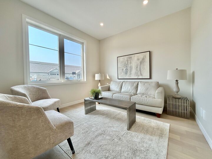 Property Photo:  93 Athabaska Drive  ON K8N 0T1 