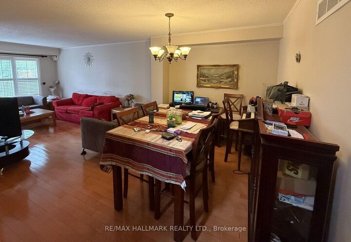 Property Photo:  167 Placentia Boulevard  ON M1S 4G9 