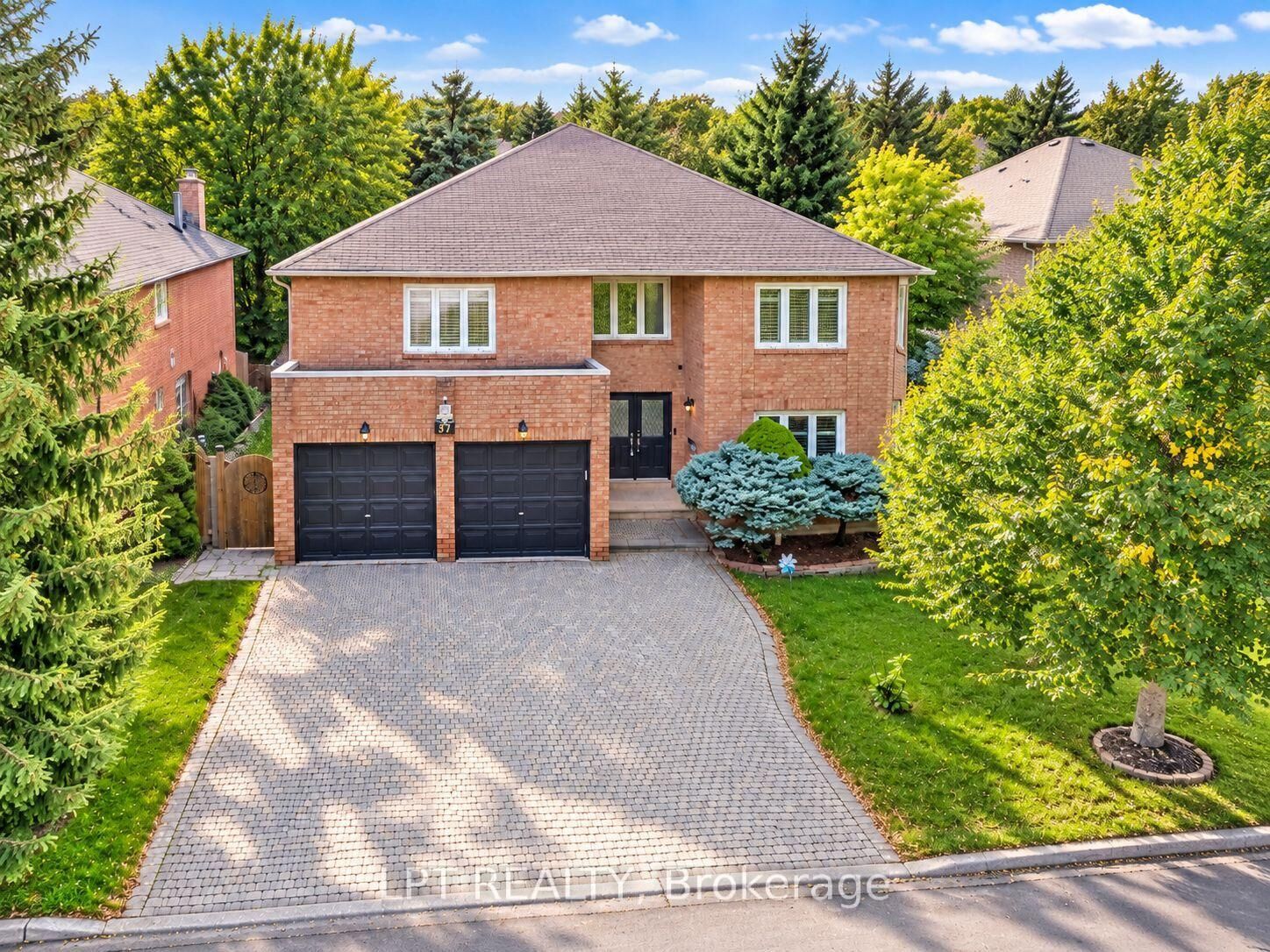Property Photo:  37 Laser Court  ON L4B 1S1 