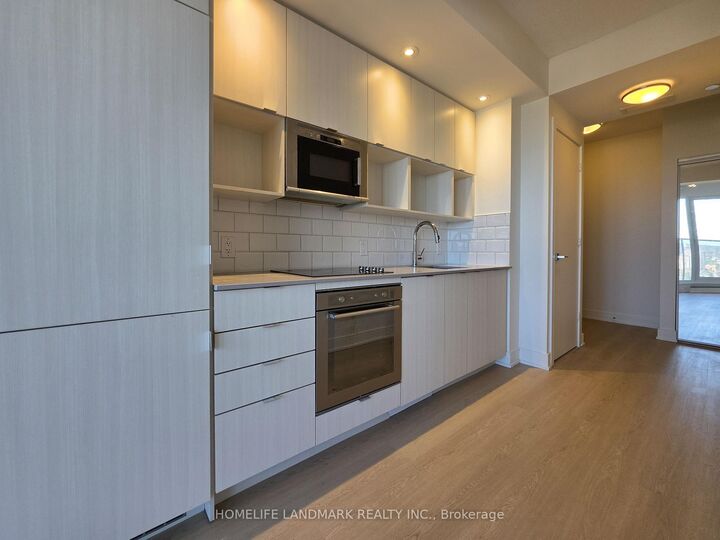 Property Photo:  89 McGill Street 2507  ON M5B 0B1 