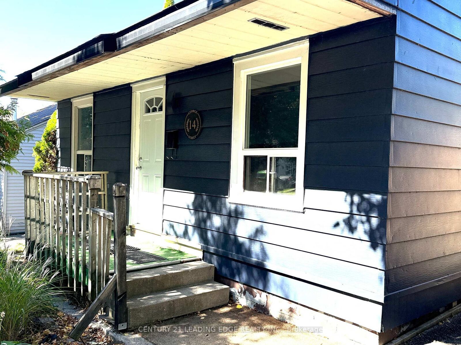 Property Photo:  14 George Street  ON L1S 1S5 