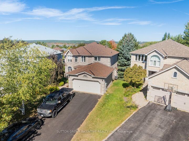 Property Photo:  46 Bell Street  ON L4N 0H9 