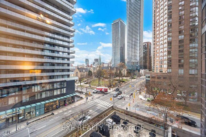 Property Photo:  1001 Bay Street 617  ON M5S 3A6 