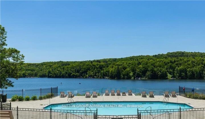 Property Photo:  25 Pen Lake Point Road 425  ON P1H 1A9 