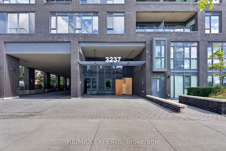 Property Photo:  3237 Bayview Avenue 614  ON M2K 2J7 