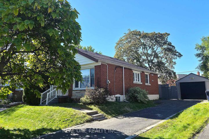Property Photo:  15 Castille Avenue Main Level  ON M1R 2B9 