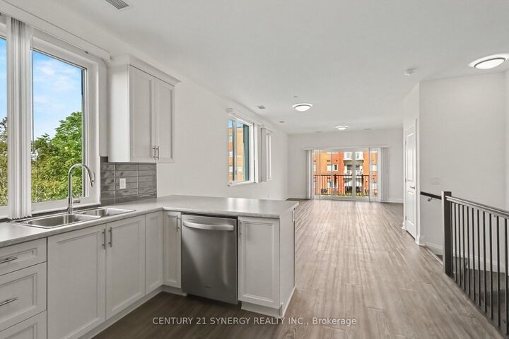 Property Photo:  40 McGill Street S 3C  ON K7A 0C5 