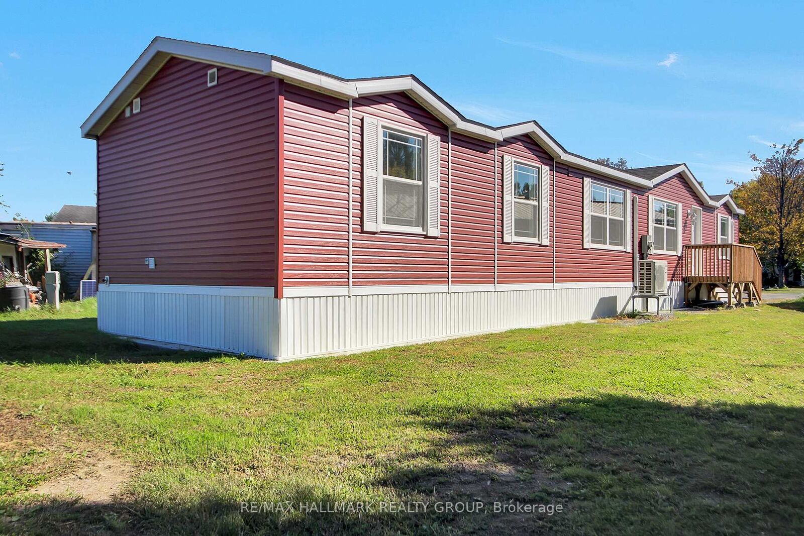 Property Photo:  1316 Sunflower Private  ON K0A 1V0 