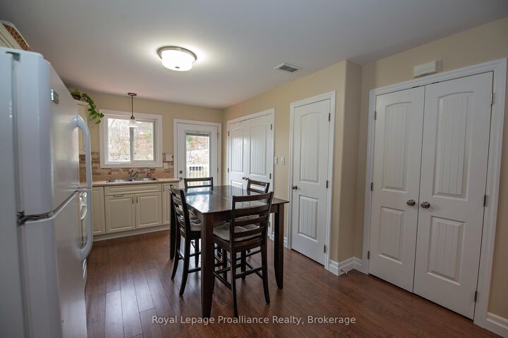 Property Photo:  494 Metcalf Street  ON K0K 3J0 